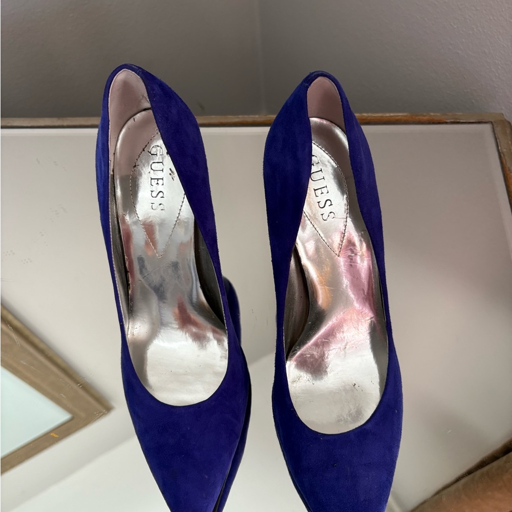Guess Royal Pointed-Toe Suede Pumps - Picture 2 of 6